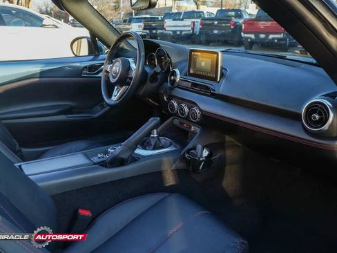 Used 2016 MAZDA MX-5 Miata Grand Touring image 31