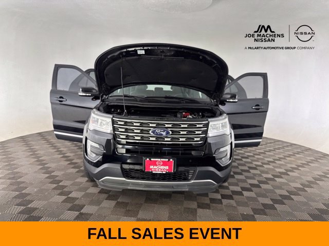 Used 2016 Ford Explorer XLT w/ Equipment Group 202A FWD image 23