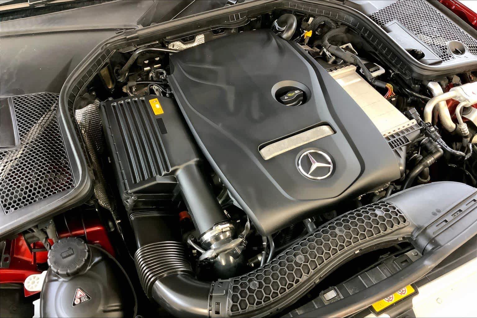 Used 2018 Mercedes-Benz C 300 4MATIC Sedan w/ Parking Assist Package image 31