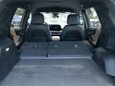 Used 2025 Chevrolet Equinox ACTIV AWD/4WD image 22