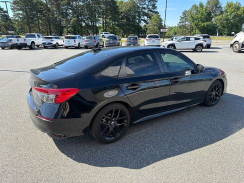 Used 2023 Honda Civic Sport image 9