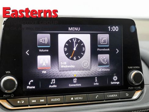 Used 2022 Nissan Rogue S image 19