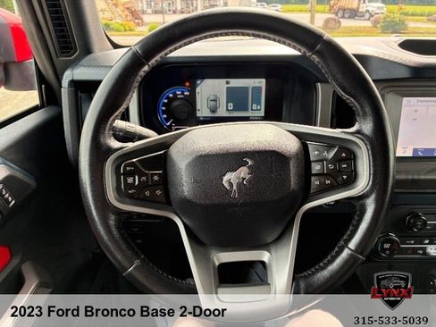 Used 2023 Ford Bronco 2-Door AWD/4WD image 19