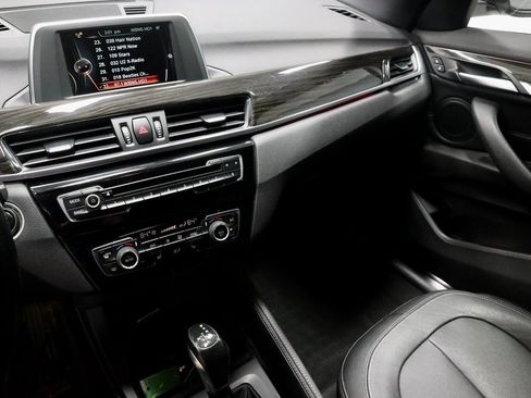 Used 2017 BMW X1 xDrive28i image 32