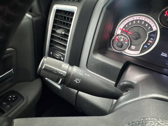 Used 2015 RAM 1500 Big Horn AWD/4WD image 35