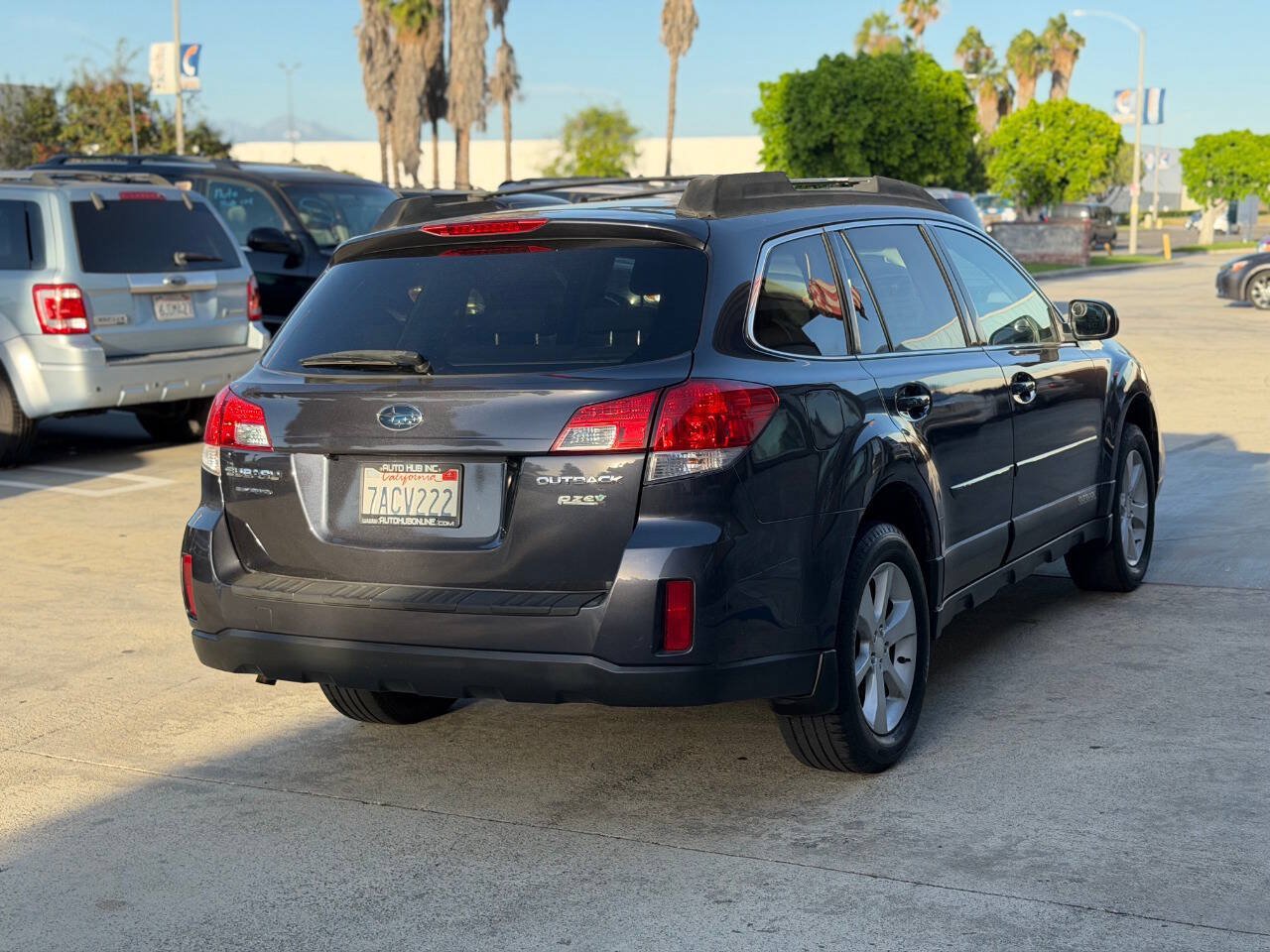 Used 2013 Subaru Outback 2.5i Premium AWD/4WD image 10