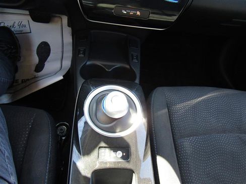 Used 2015 Nissan Leaf SV w/ LED & Quick Charge Package image 22