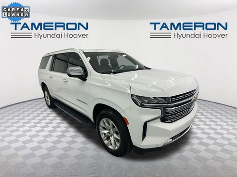 Used 2023 Chevrolet Suburban Premier image 7