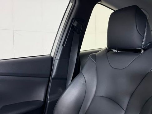 Used 2021 Toyota Prius Prime Limited image 21