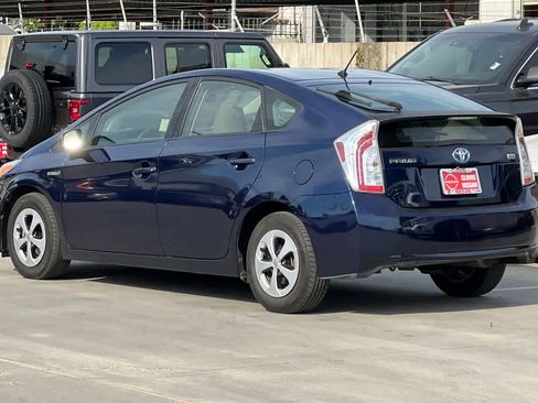 Used 2013 Toyota Prius Two FWD image 7