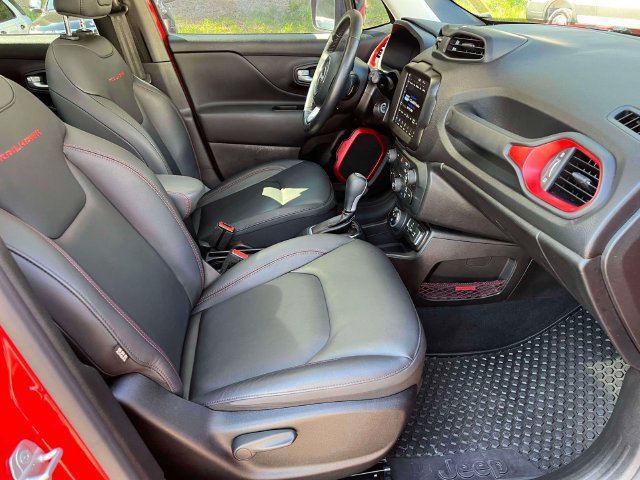 Used 2023 Jeep Renegade Trailhawk w/ Sun/Sound Group AWD/4WD image 24
