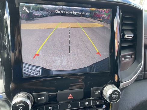 Used 2020 RAM 2500 Laramie w/ Night Edition AWD/4WD image 20