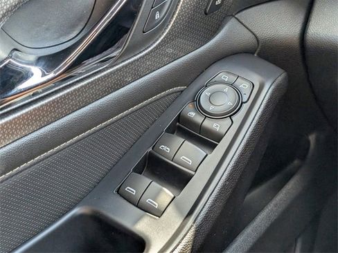 Certified 2023 Chevrolet Traverse Premier image 26