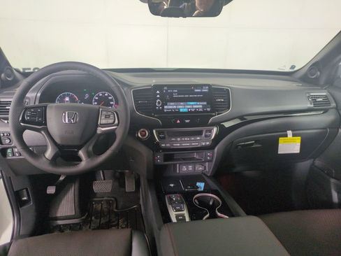 New 2026 Honda Ridgeline Black Edition image 12