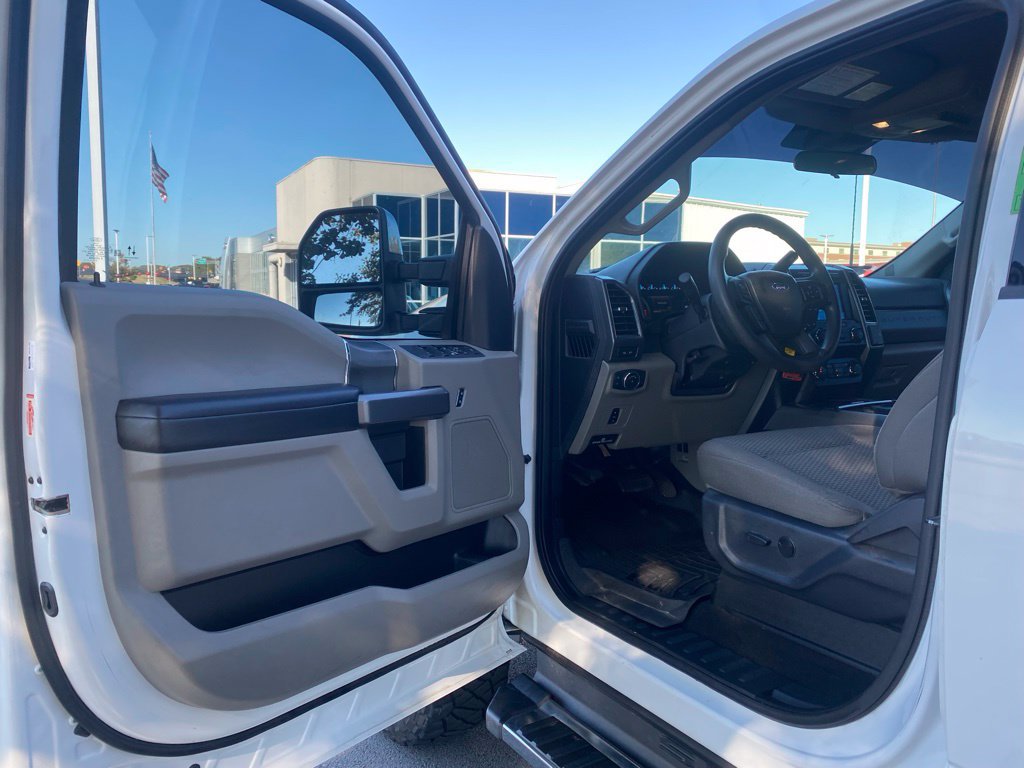 Used 2022 Ford F250 XLT w/ XLT Premium Package AWD/4WD image 10