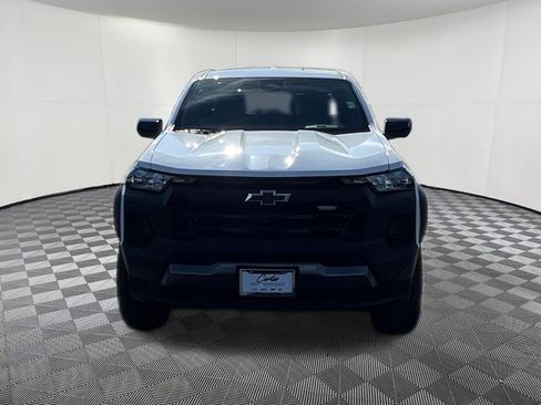 Used 2023 Chevrolet Colorado Trail Boss w/ Technology Package AWD/4WD image 2