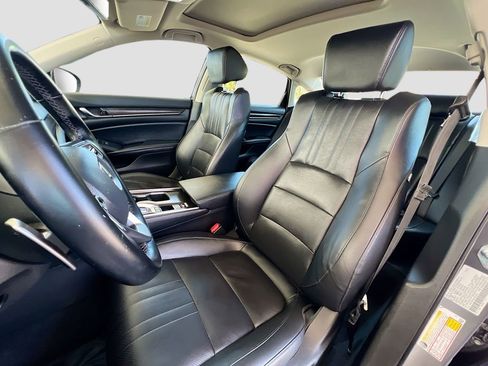 Used 2022 Honda Accord Touring image 21