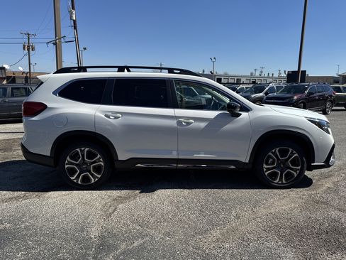 New 2026 Subaru Ascent Limited image 2