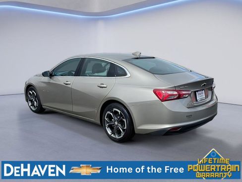 Used 2022 Chevrolet Malibu LT FWD image 2