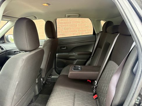 Used 2025 Mitsubishi Outlander Sport ES AWD/4WD image 15