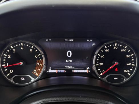 Used 2020 Jeep Renegade Limited image 14