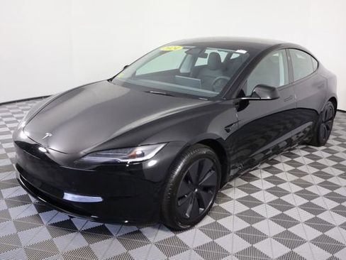 Used 2024 Tesla Model 3 Long Range AWD/4WD image 4