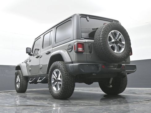 Used 2020 Jeep Wrangler Unlimited Sahara w/ Cold Weather Group AWD/4WD image 36