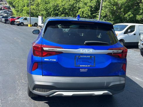 Used 2022 Kia Seltos LX AWD/4WD image 4