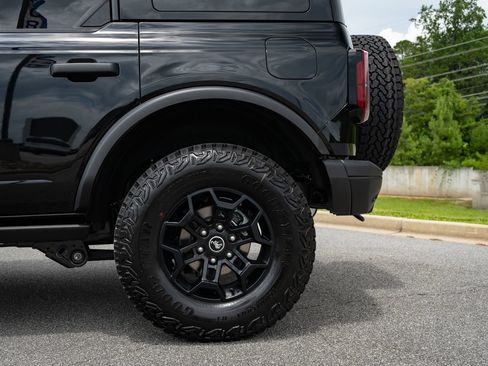 New 2026 Ford Bronco Badlands AWD/4WD image 6