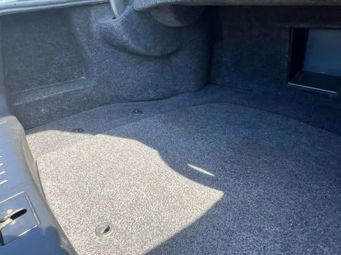 Used 2006 Cadillac DTS image 43