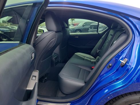 Used 2024 Lexus IS 350 F Sport w/ Navigation Package RWD image 12