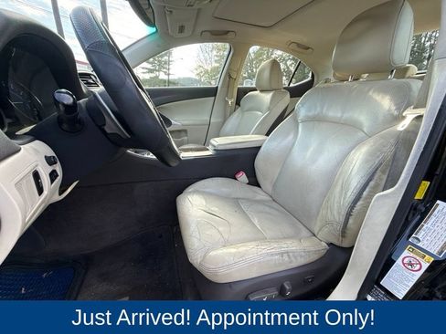 Used 2012 Lexus IS 250 w/ Premium Pkg Value Edition RWD image 9