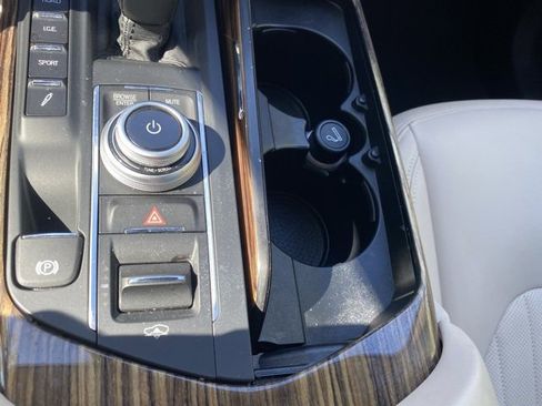 Used 2022 Maserati Levante GT image 33