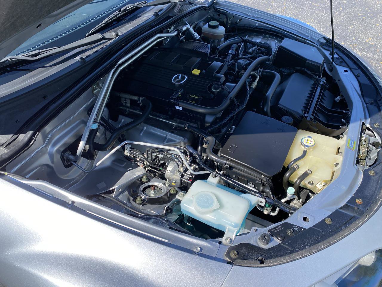 Used 2006 MAZDA MX-5 Miata Touring RWD image 45