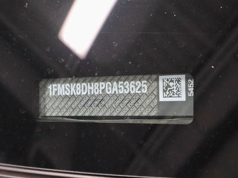 Certified 2023 Ford Explorer XLT w/ Equipment Group 202A image 36