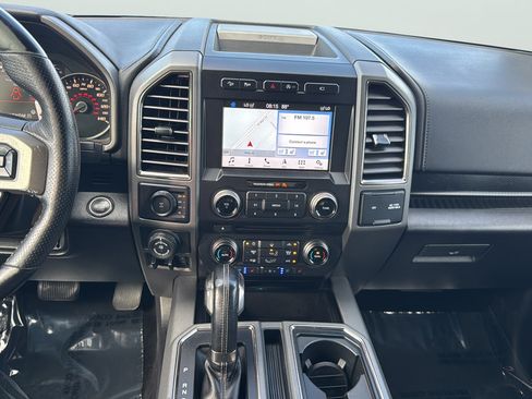 Used 2017 Ford F150 Raptor w/ Equipment Group 802A Luxury AWD/4WD image 15