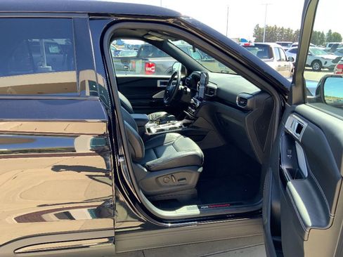 Used 2022 Ford Explorer ST w/ Equipment Group 401A image 31