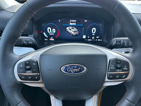 New 2026 Ford Explorer Active w/ Active Comfort Package RWD image 22