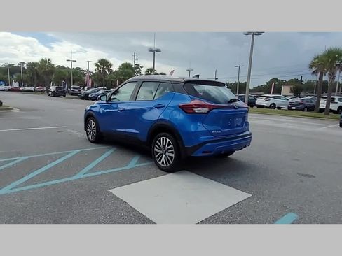Used 2023 Nissan Kicks SV image 29
