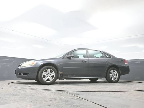 Used 2010 Chevrolet Impala LS FWD image 26