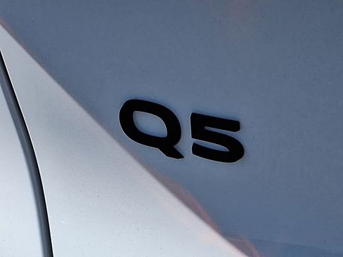 New 2026 Audi Q5 Premium image 11