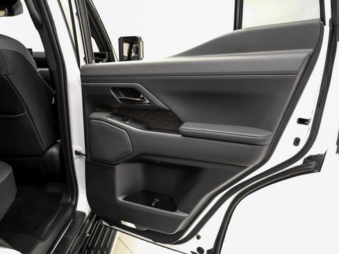 Used 2024 Lexus GX 550 w/ Accessory Package (2T) image 45