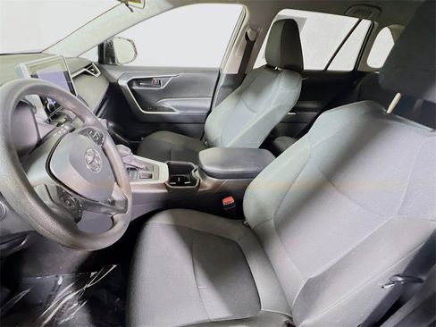 Certified 2025 Toyota RAV4 LE image 19