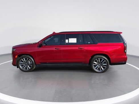 Certified 2022 Cadillac Escalade ESV Sport w/ Touring Package image 6