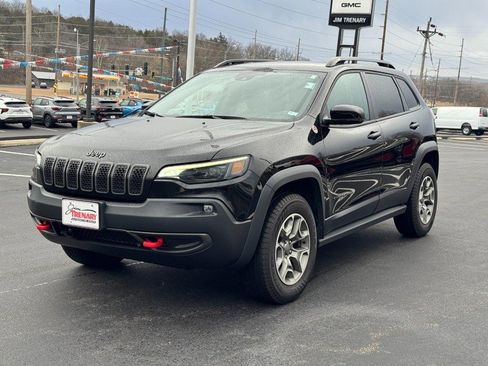 Used 2022 Jeep Cherokee Trailhawk w/ Comfort/Convenience Group image 8