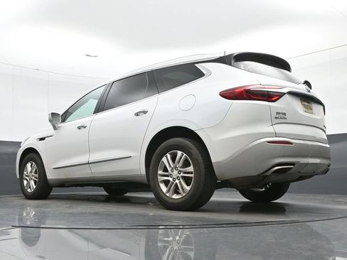 Used 2018 Buick Enclave Essence w/ Trailering Package FWD image 14