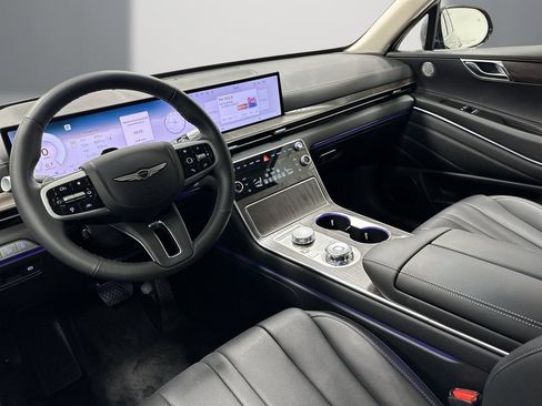 Certified 2026 Genesis GV80 2.5T Select AWD/4WD image 14