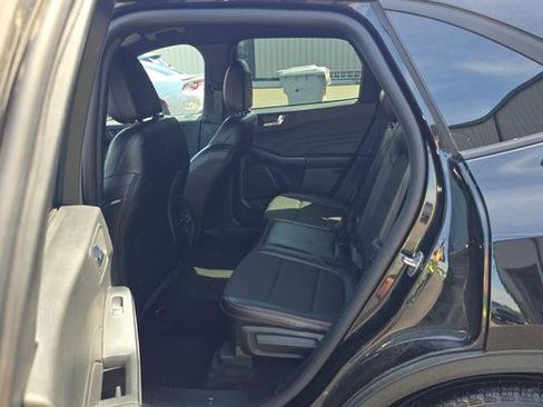 Used 2025 Ford Escape ST-Line image 13
