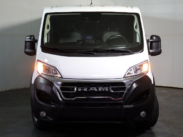 Used 2025 RAM ProMaster 2500 w/ U-Haul Equipment Group FWD image 9