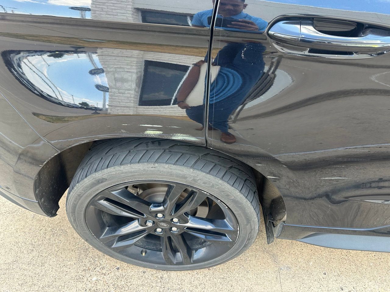 Used 2022 Ford Edge ST w/ Equipment Group 401A AWD/4WD image 2